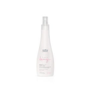 SUERO SPRAY ANTIEDAD: multifunción sin aclarado, regenera y revitaliza el cabello. MODO DE USO: vaporizar sobre el cabello húmedo y proceder al peinado. Envase: Frasco 150 ml.