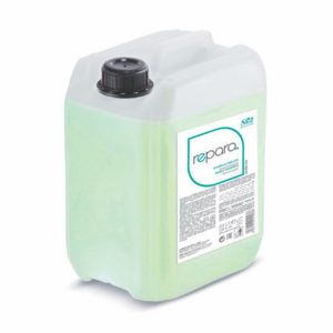 Shot Hair España - REPARA GARRAFA CHAMPÚ MENTA VERDE 10 Lt Ofrece un servicio de calidad superior con el Champú Profesional REPARA de Shot Hair. Su fórmula ha sido cuidadosamente desarrollada para limpiar el cabello de forma efectiva, respetando su equilibrio natural. Disponible en formato garrafa de 5 y 10 litros, ofrece un excelente rendimiento para salones de belleza. Además, podrás deleitar a tus clientes con 5 exquisitos aromas: Océano, Almendra, Menta, Leche y Fruta. Un producto esencial para el profesional exigente.