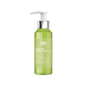 Crema texturizante activa los rizos, aporta cuerpo y elasticidad, nutriendo el cabello rizado y encrespado. Modo de uso: Aplicar en los largos y procede al secado.