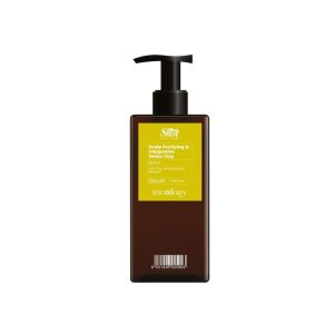 Purifica y normaliza con la fuerza de la tierra. tratamiento purificante y normalizador para el cuero cabelludo, diseñado para combatir la grasa y la caspa. Su fórmula, enriquecida con arcilla y mentol, purifica en profundidad eliminando las impurezas y reequilibrando la producción de sebo. Un aliado perfecto para quienes buscan un cuero cabelludo fresco y sano Modo de uso: Aplicar sobre el cuero cabelludo húmedo con un pincel, masajear delicadamente, esperar 3-5 minutos y enjuagar con agua. Continuar con el champú para un tratamiento completo